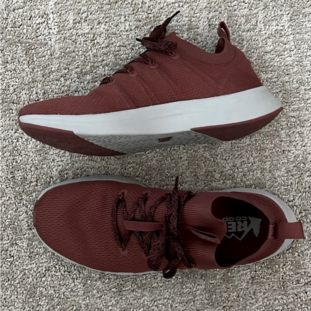 REI Beyonder Women’s 11